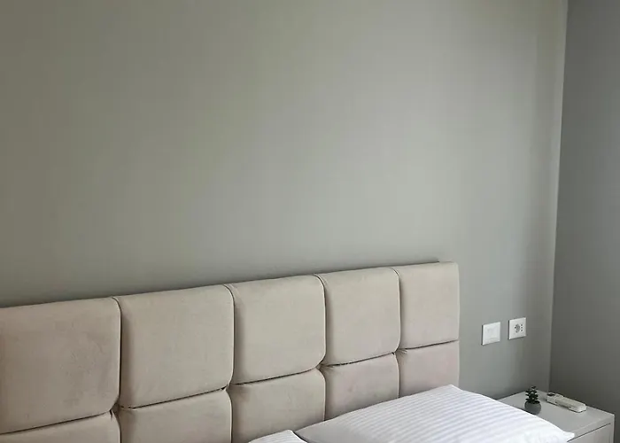 アパート The Pebble Couch *