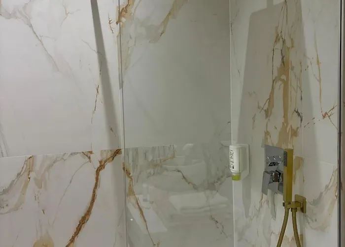 アパート The Pebble Couch ティラナ